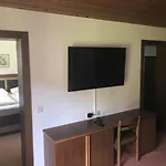 兰德豪斯耶格尔公寓酒店 * 费尔兹姆斯